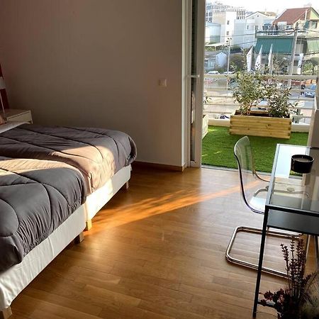 Spacious And Sunkissed 3Br & 2 Bathrooms Apartment เอเธนส์ ภายนอก รูปภาพ