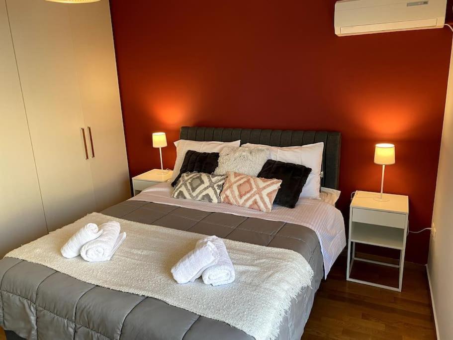 Spacious And Sunkissed 3Br & 2 Bathrooms Apartment เอเธนส์ ภายนอก รูปภาพ