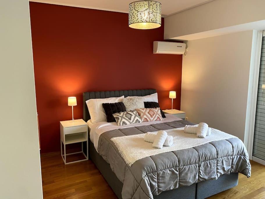 Spacious And Sunkissed 3Br & 2 Bathrooms Apartment เอเธนส์ ภายนอก รูปภาพ