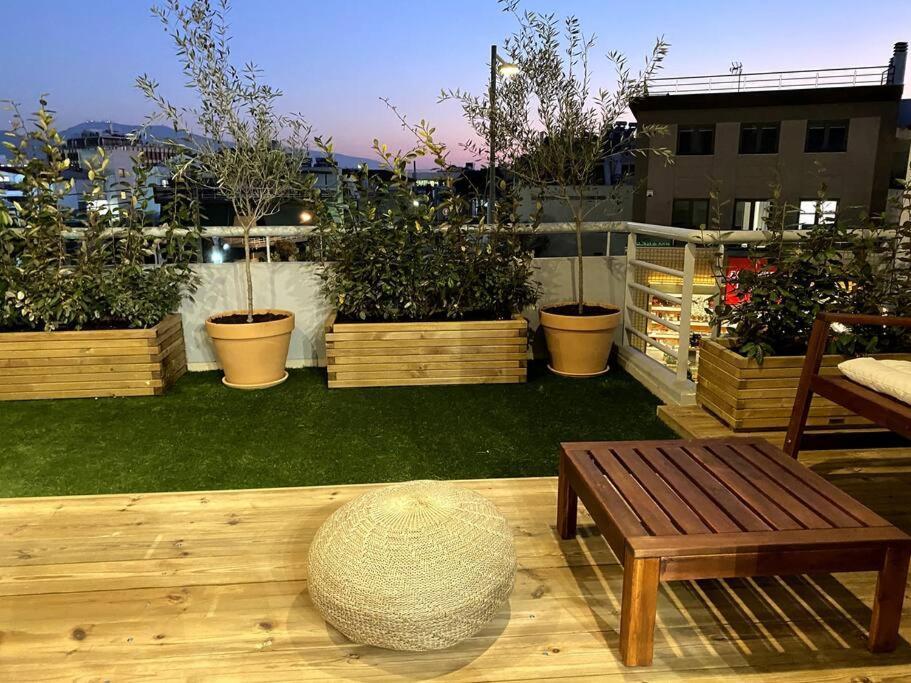 Spacious And Sunkissed 3Br & 2 Bathrooms Apartment เอเธนส์ ภายนอก รูปภาพ